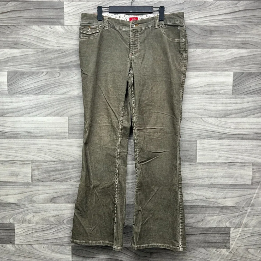 Mossimo Corduroy Pants Womens Size 13 Green Flare Leg Five Pocket Stretch Preppy